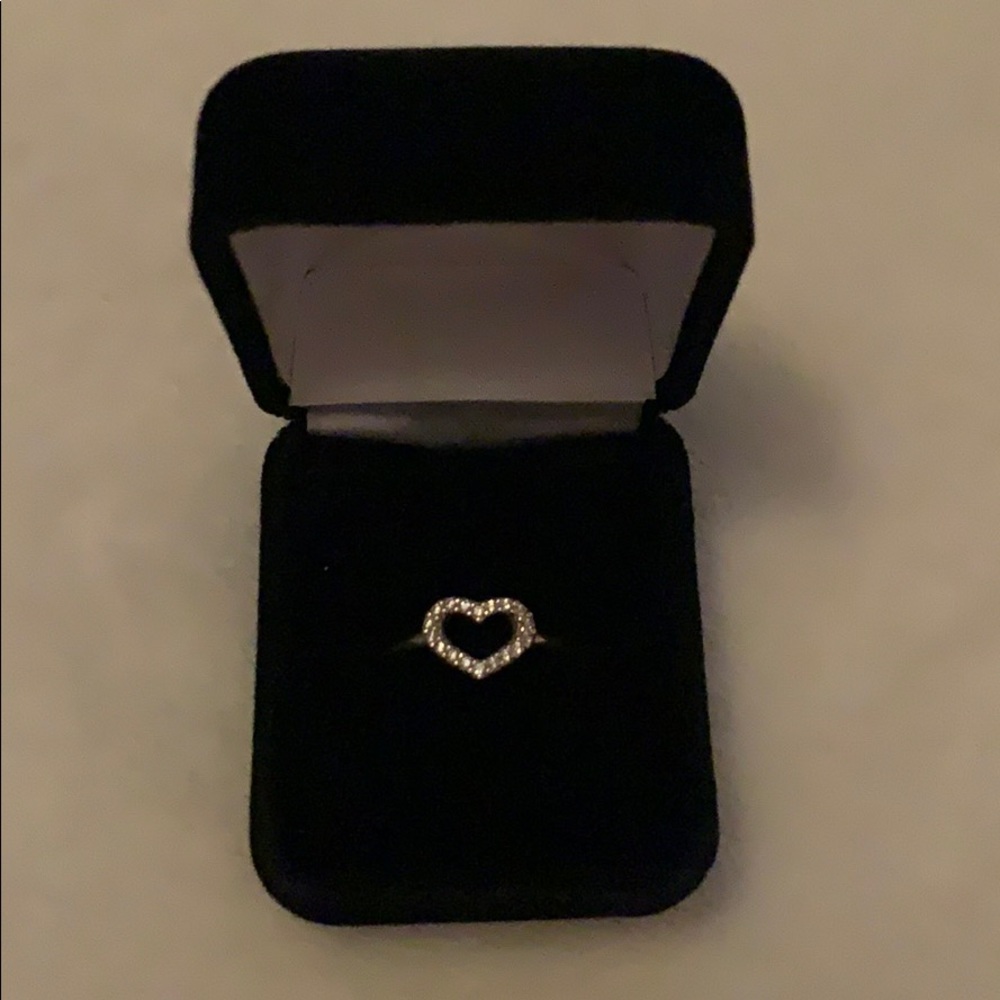 Pandora open heart ring size 5